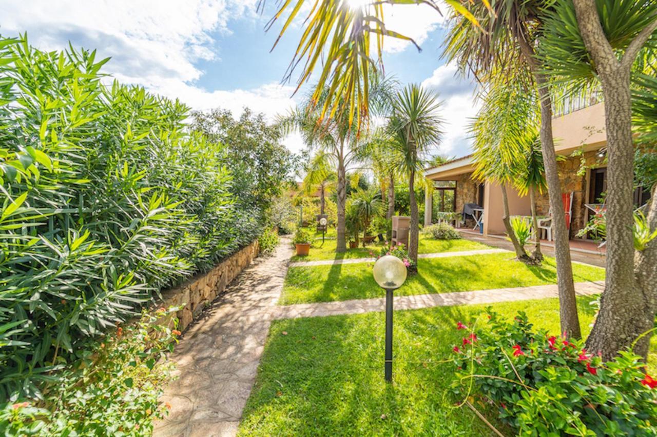 Iss Travel, Villa Fiorita - 800 M From La Cinta Beach San Teodoro  Exterior photo